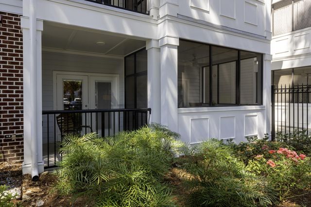 1025 Riverland Woods Place Apt 708, Charleston, SC 29412