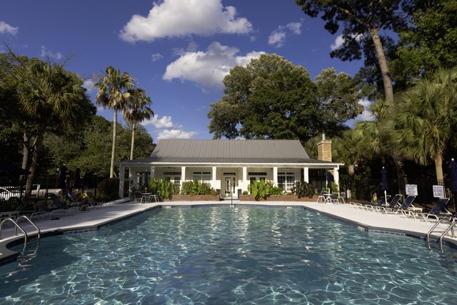 1025 Riverland Woods Place Apt 708, Charleston, SC 29412