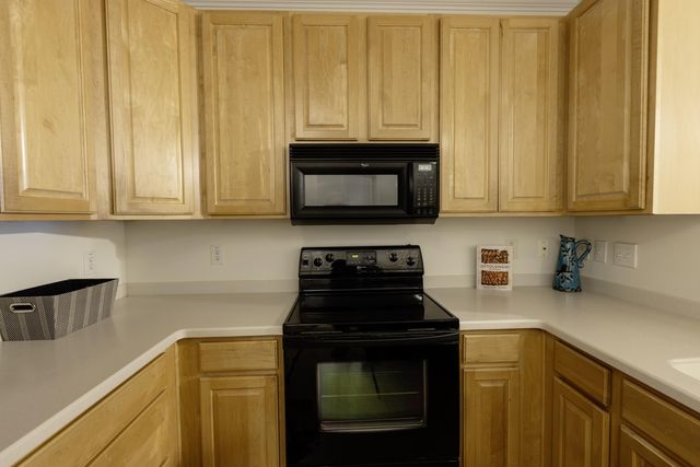 1025 Riverland Woods Place Apt 708, Charleston, SC 29412