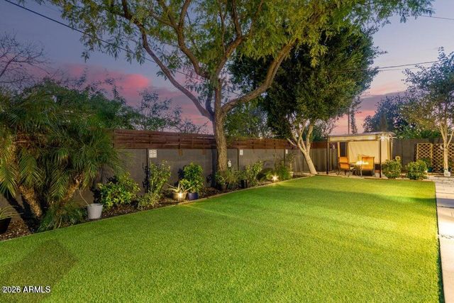 1837 E MINNEZONA Avenue, Phoenix, AZ 85016