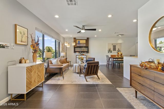 1837 E MINNEZONA Avenue, Phoenix, AZ 85016