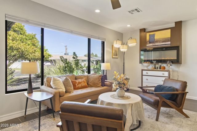 1837 E MINNEZONA Avenue, Phoenix, AZ 85016