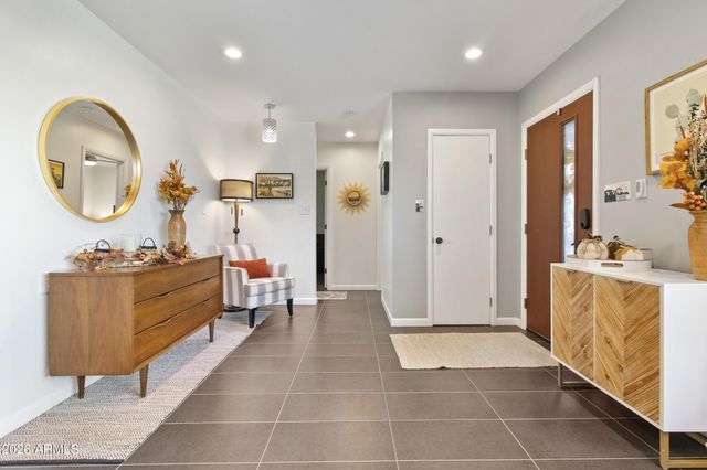 1837 E MINNEZONA Avenue, Phoenix, AZ 85016