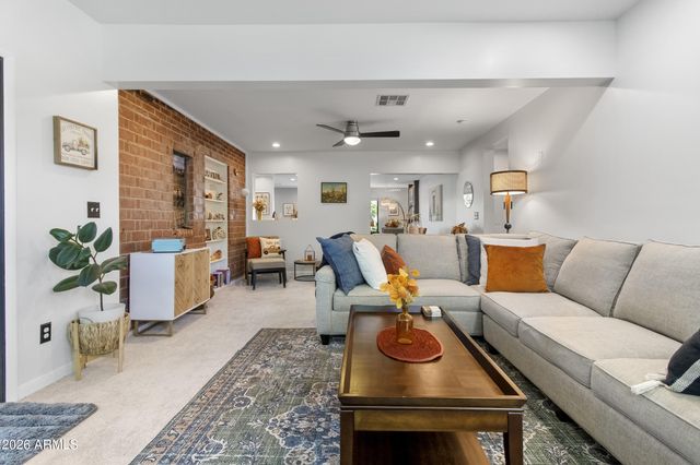 1837 E MINNEZONA Avenue, Phoenix, AZ 85016