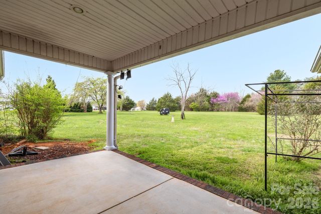 115 Emma Lane, Statesville, NC 28625