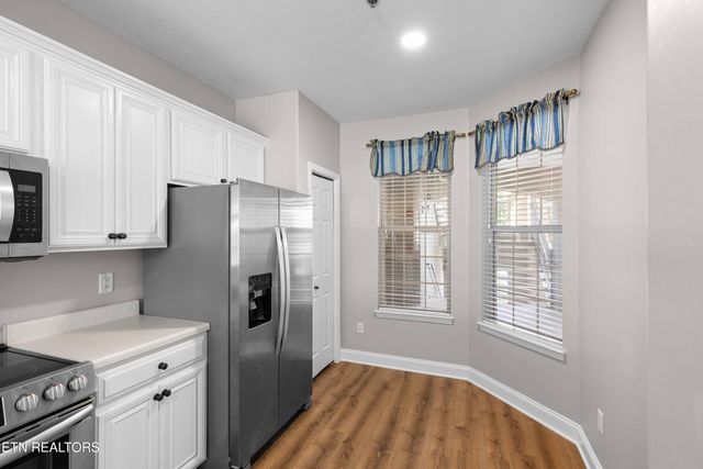 565 Rarity Bay Pkwy 205, Vonore, TN 37885
