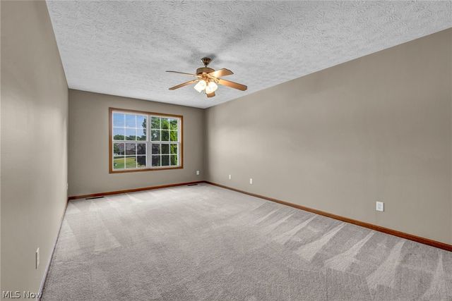 690 River Bend Boulevard, Kent, OH 44240