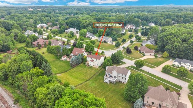 690 River Bend Boulevard, Kent, OH 44240