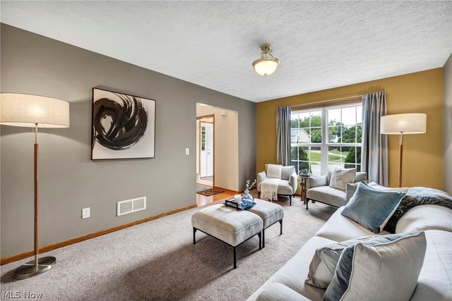 690 River Bend Boulevard, Kent, OH 44240