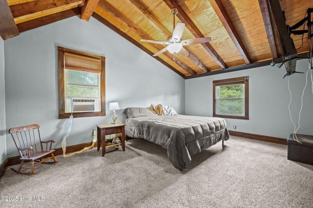 555 Highway 172 Highway, Hubert, NC 28539