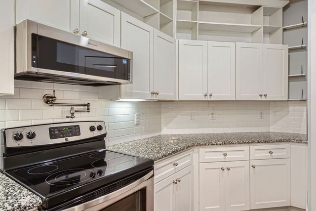 531 Griffin Street, Lancaster, TX 75146