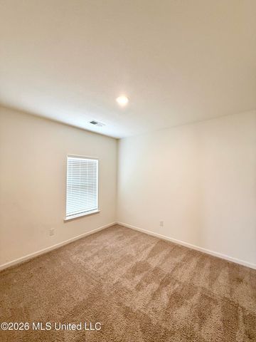 161 Twin Lakes Drive, Byhalia, MS 38611