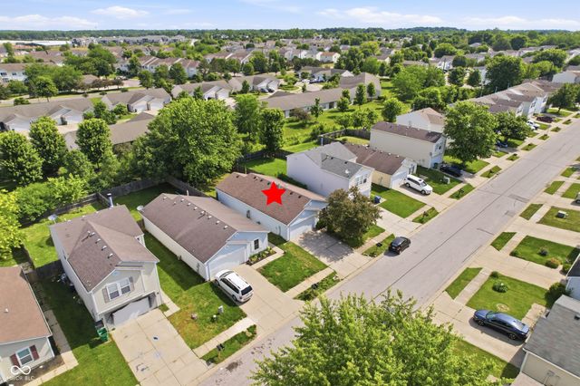 10688 Glenayr Drive, Camby, IN 46113