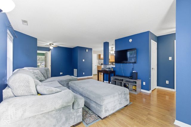 10688 Glenayr Drive, Camby, IN 46113