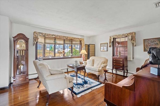 113 Indian Hill Rd, Worcester, MA 01606