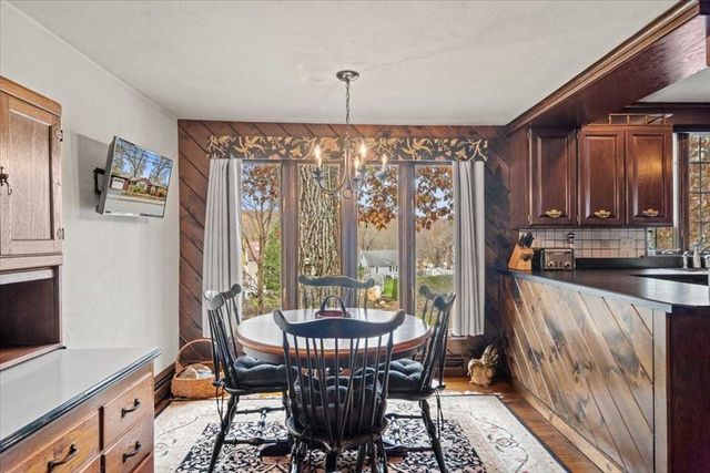 113 Indian Hill Rd, Worcester, MA 01606