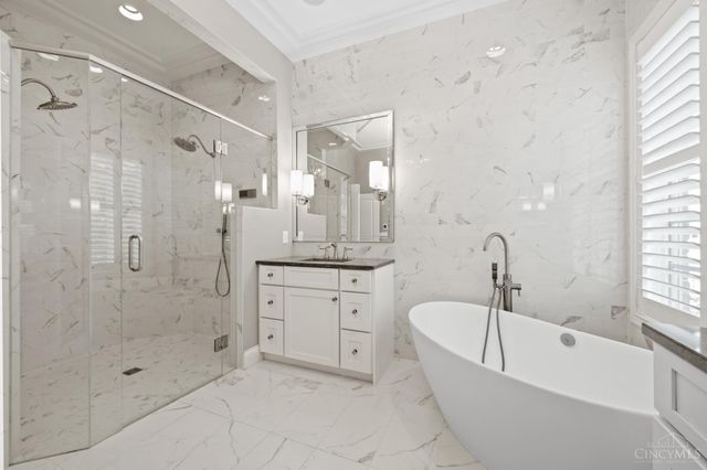 8678 Hampton Bay Place, Deerfield Twp., OH 45040