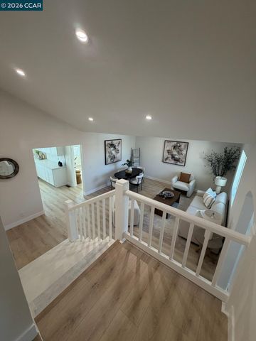 290 E 16th St, Pittsburg, CA 94565