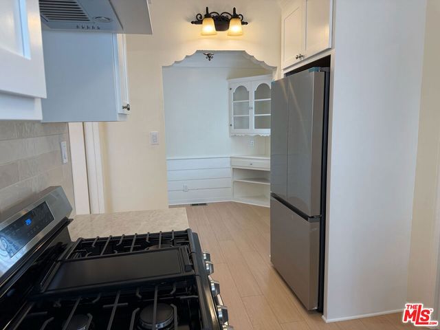 617 W Glenoaks Boulevard, Glendale, CA 91202