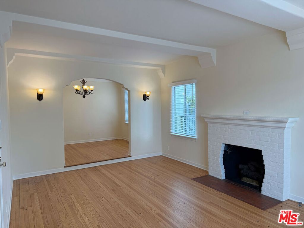 617 W Glenoaks Boulevard, Glendale, CA 91202