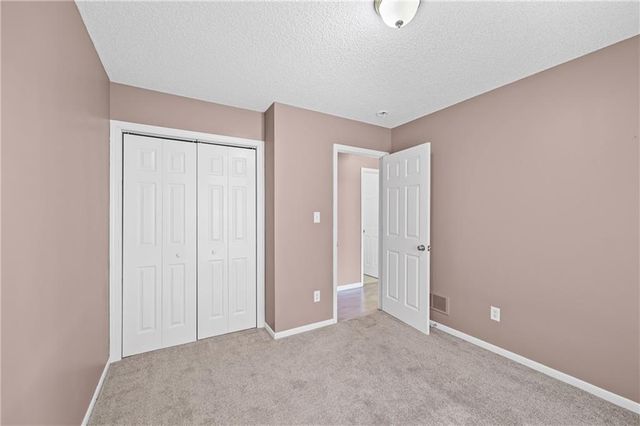 1007 SW Blue Branch Drive, Grain Valley, MO 64029