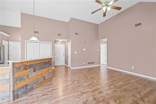 1007 SW Blue Branch Drive, Grain Valley, MO 64029