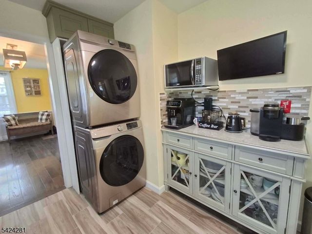 58 Lakewood Ave, Keansburg Boro, NJ 07734