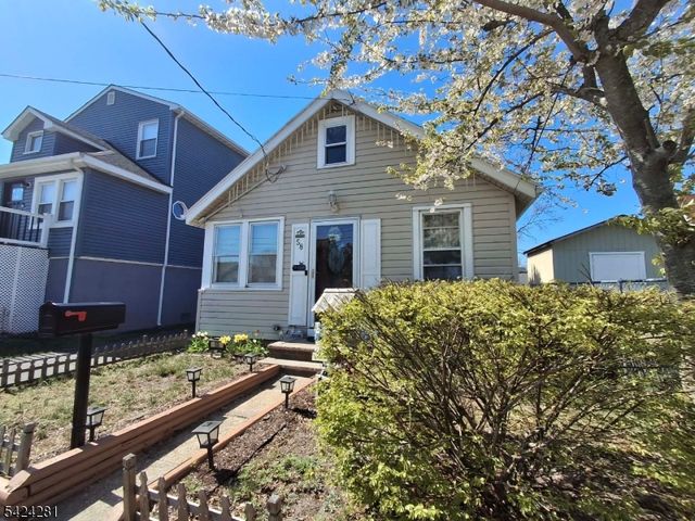 58 Lakewood Ave, Keansburg Boro, NJ 07734