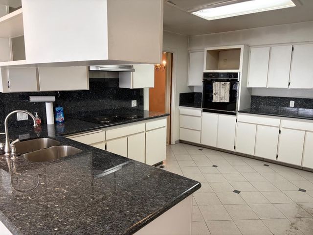 570 Timmy Avenue, Clovis, CA 93612