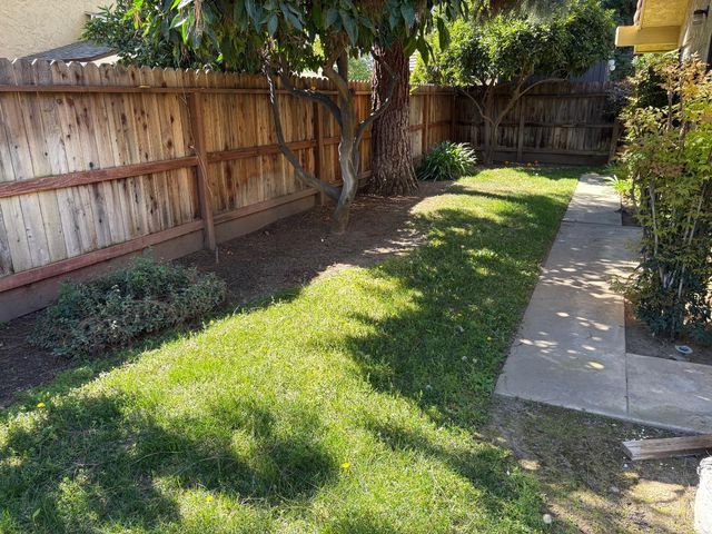 570 Timmy Avenue, Clovis, CA 93612