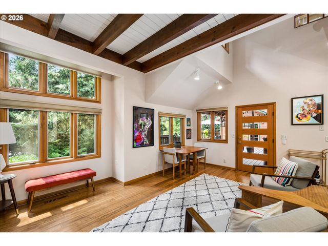 2310 DOUGLAS Dr, Eugene, OR 97405