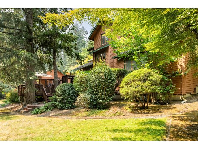 2310 DOUGLAS Dr, Eugene, OR 97405