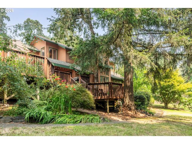 2310 DOUGLAS Dr, Eugene, OR 97405