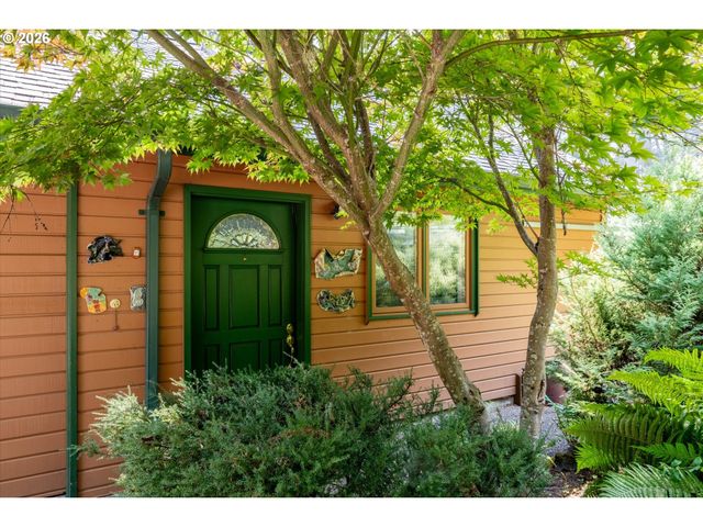 2310 DOUGLAS Dr, Eugene, OR 97405