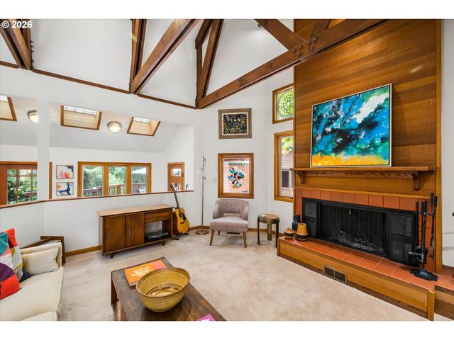 2310 DOUGLAS Dr, Eugene, OR 97405