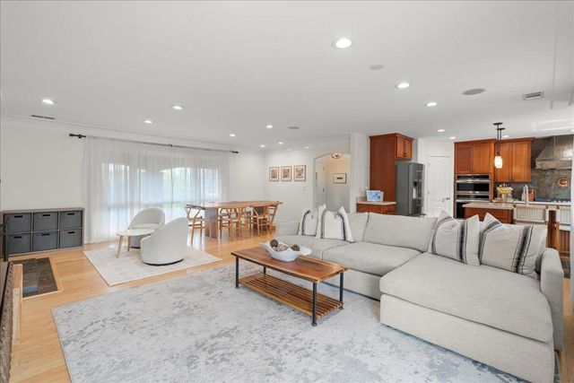 5072 Hawley Court, San Jose, CA 95118