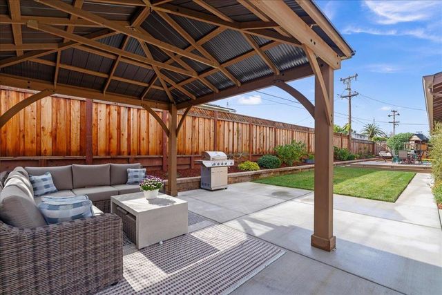 5072 Hawley Court, San Jose, CA 95118