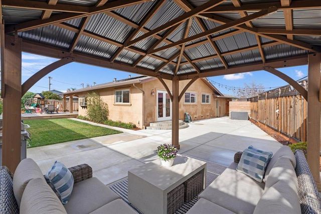 5072 Hawley Court, San Jose, CA 95118