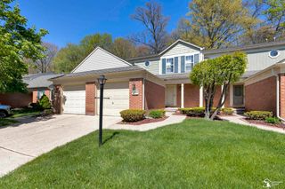 7920 Rivergate Drive, Westland, MI 48185