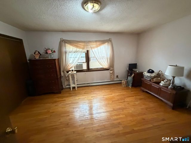 54 Peck Street, Stratford, CT 06614