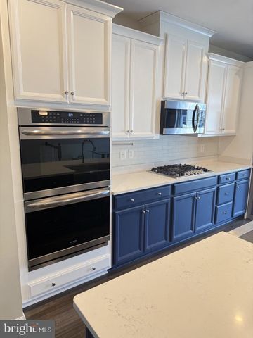 3011 DUVALL RIDGE RD, Landover, MD 20785