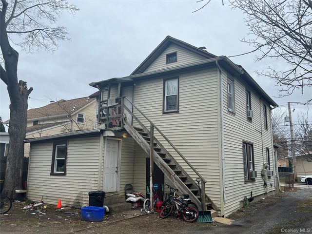 73 Raynor Street, Freeport, NY 11520