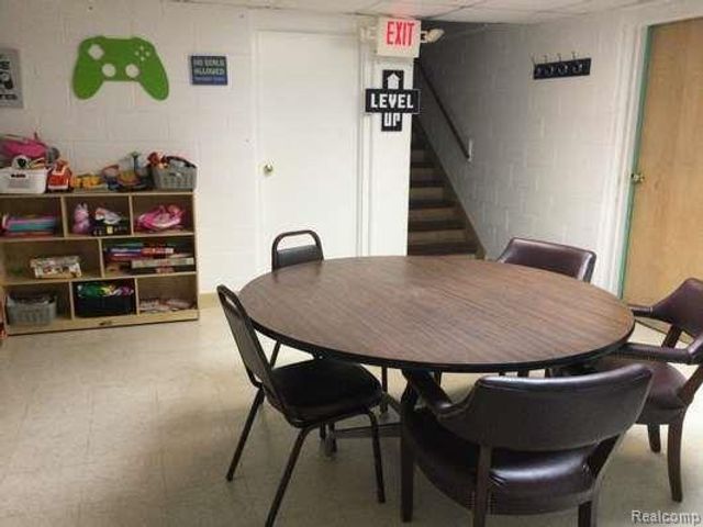 575 Louisa Street, Flint, MI 48503