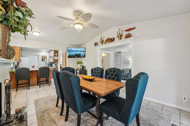 4233 Brookshire Cir, Santa Rosa, CA 95405