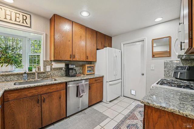 4233 Brookshire Cir, Santa Rosa, CA 95405