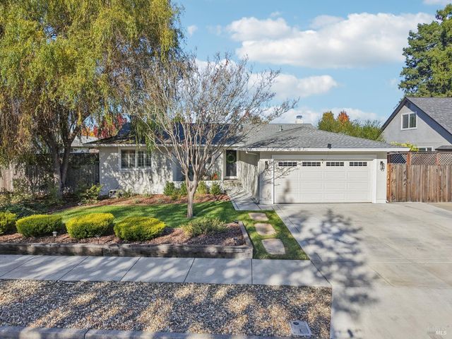 4233 Brookshire Cir, Santa Rosa, CA 95405