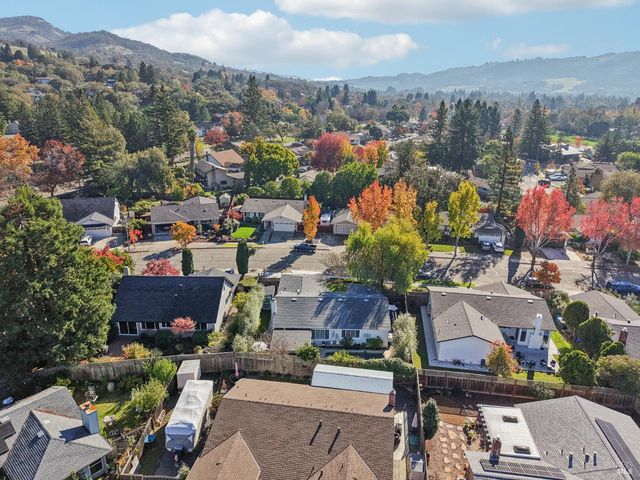 4233 Brookshire Cir, Santa Rosa, CA 95405