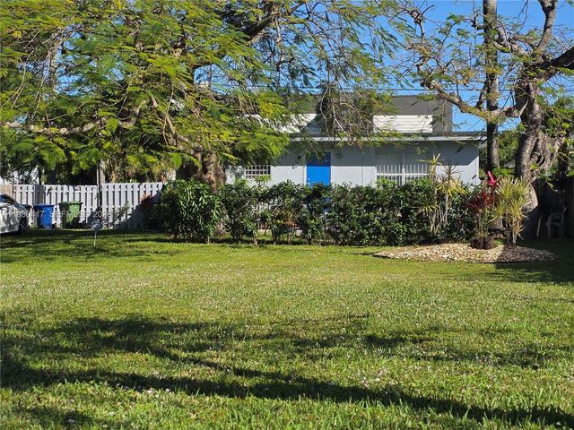 811 NE 14th Ct, Fort Lauderdale, FL 33304