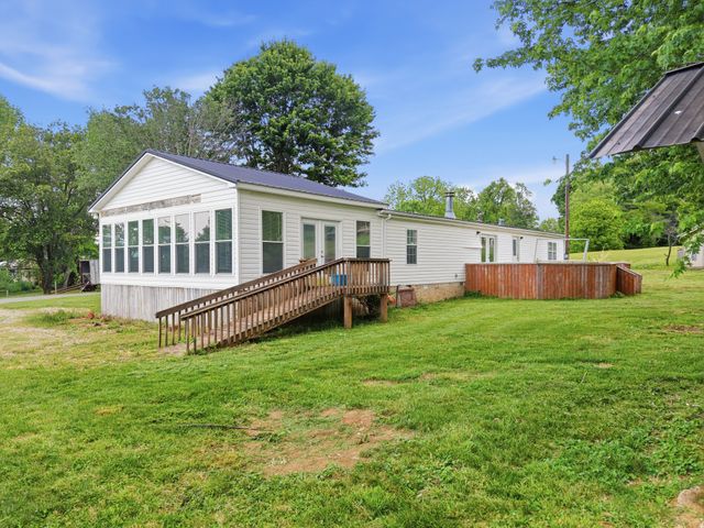 6101 Spring Creek Rd, Cookeville, TN 38506