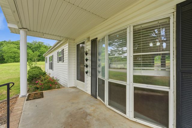 6101 Spring Creek Rd, Cookeville, TN 38506